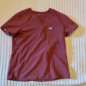 🖤 FIGS DARK CHERRY CATARINA TOP 🖤 Part of the figs two for $40 blowout sale